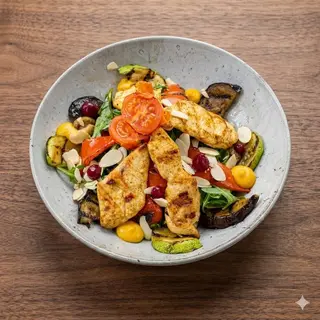 Salată caldă cu pui