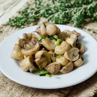 Маринованные грибы/ Ciuperci marinate