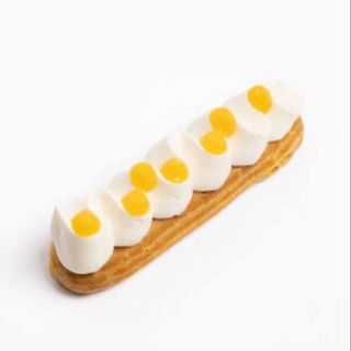 Eclair ciocolată albă cu lămâie