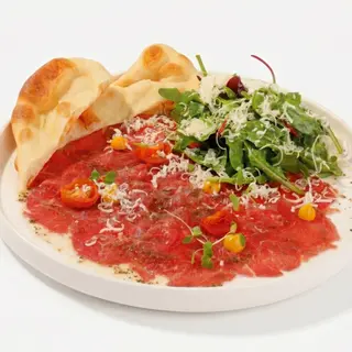 Carpaccio de vită cu sos de trufe