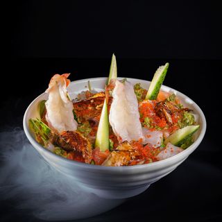 Omakase Chirashi Poke Bowl - Medium