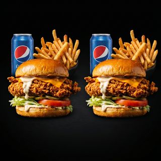 2 Crispy Burgers + 2 Cartofi Pai + 2 pepsi