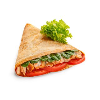 Блин с курицей в соусе карбонара/ Сlătită cu pui în sos carbonara