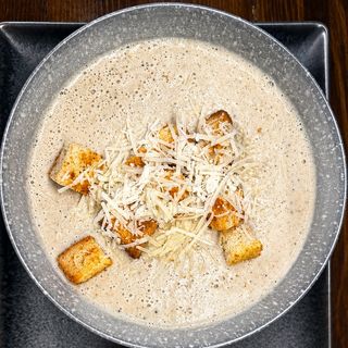 Sup cremă ciuperci-pui