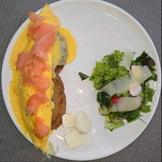 Hollandaise omlet sa lososom 550 gr