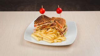 Tost sendvič sa kulenom 300 gr