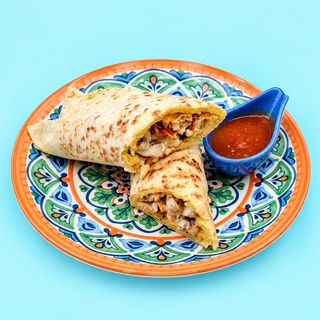 Quesadilla sa piletinom i povrćem