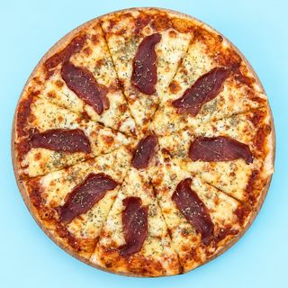 Beef pizza