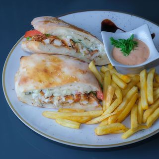 Sendvič sa hrskavom piletinom 790 gr