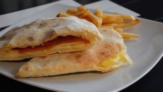 Topli sendvič sa šunkom 300gr