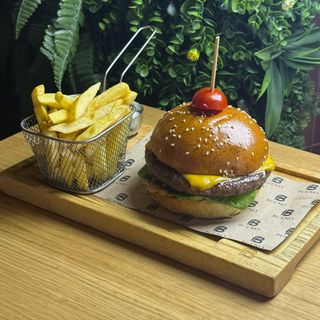 Classic burger