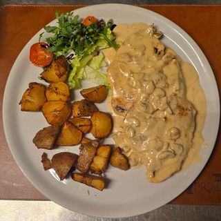 Ćuretina sa pečurkama 450 gr