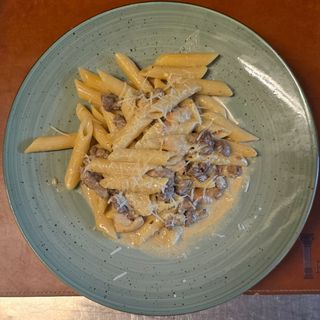 Penne sa biftekom i vrganjima 400 gr