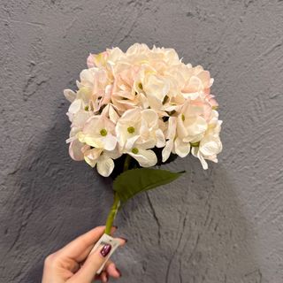 Komadno vještačko cvijeće