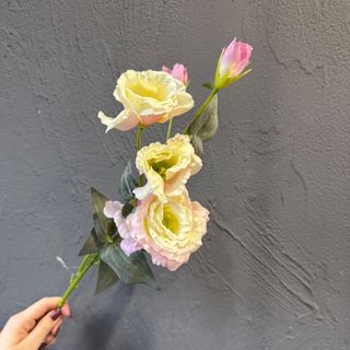 Komadno vještačko cvijeće