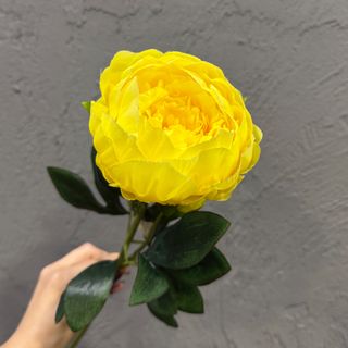 Komadno vještačko cvijeće