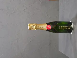 Moet mini šampanjac