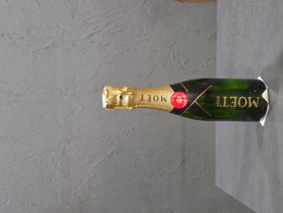 Moet mini šampanjac