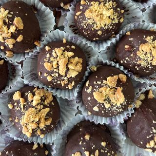 Posne snickers bombice