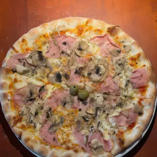 Pizza Capricciosa velika 31 cm