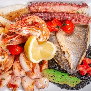 Riblji tanjir za dve osobe 800 gr