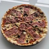 Pizza Capricciosa