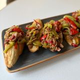 Bruschetti sa tunjevinom