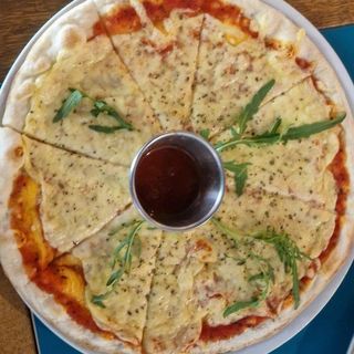 Pizza Quattro Stagioni