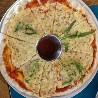 Pizza Quattro Formaggi