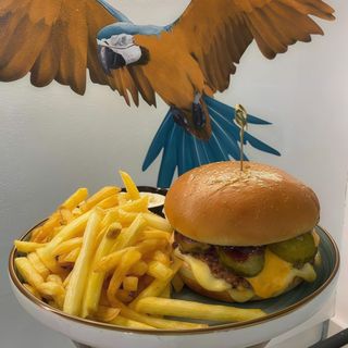 Smash burger 350g, specijalitet šefa krisa