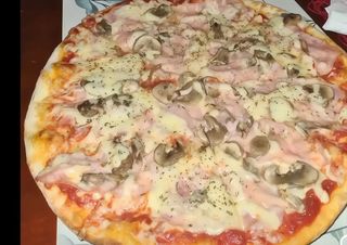 Pizza Capricciosa