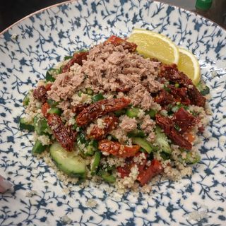 Tuna Kus-Kus Salata
