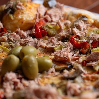 Pizza Tuna
