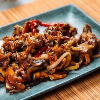 Hrskava junetina u sosu od ostriga