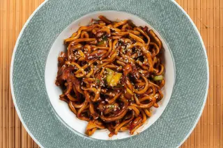 Szechuan domaće noodle sa junetinom