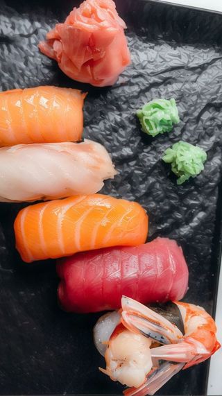 Ebi nigiri