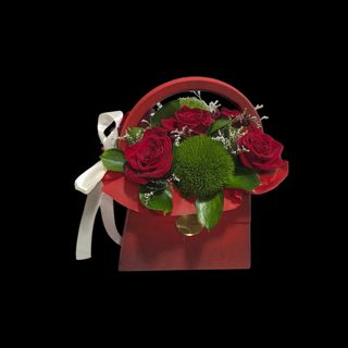 Crvena tasnica sa 5 kraljevskih  ruza...green trick...ruskus