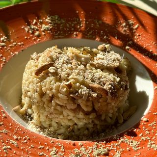 Risotto sa bademima i sampinjonima