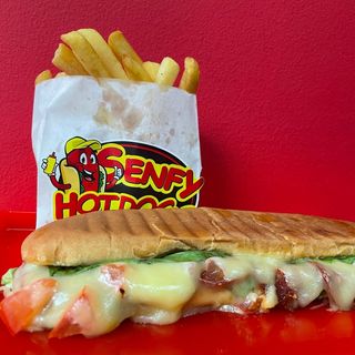 Tost sendvič sa sirom i šunkom