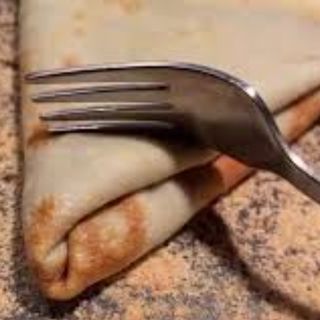 Palačinka sa medom i orasima