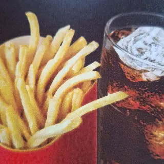 Pomfrit i coca cola