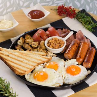 English breakfast / Engleski doručak