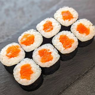 Maki sa lososom 120 gr