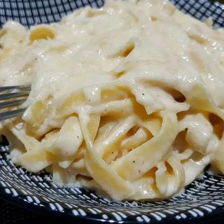 Pasta 4 vrste sira 400 gr