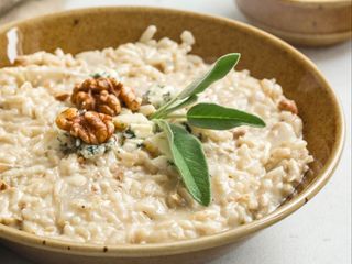 Rižoto sa piletinom i gorgonzolom 400 gr