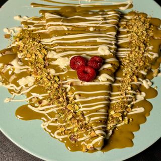 BAR palacinka pistaci-dzem od malina
