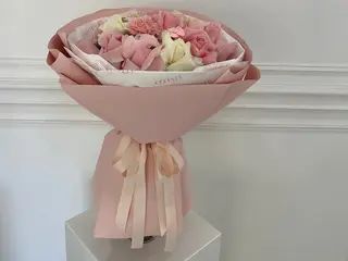 Bouquet with roses