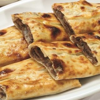 1.5 Portion Dönerli Kaşarlı Pide