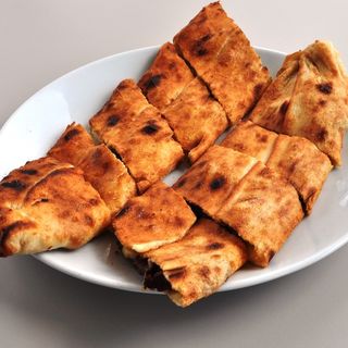 Dönerli Kaşarlı pide(Pide sa dönerom)