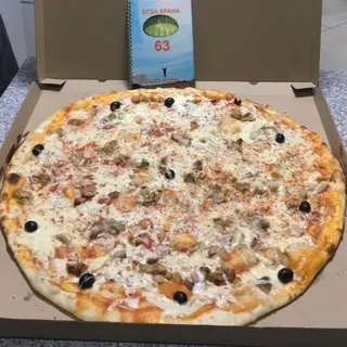 Porodična pizza Piletina 2100gr